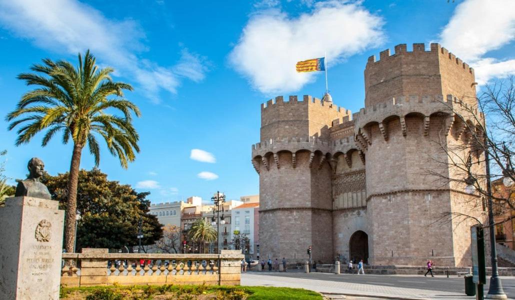 Apartamento Turistico Lux Center Valencia Exteriör bild