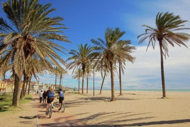 Apartamento Turistico Lux Center Valencia Exteriör bild
