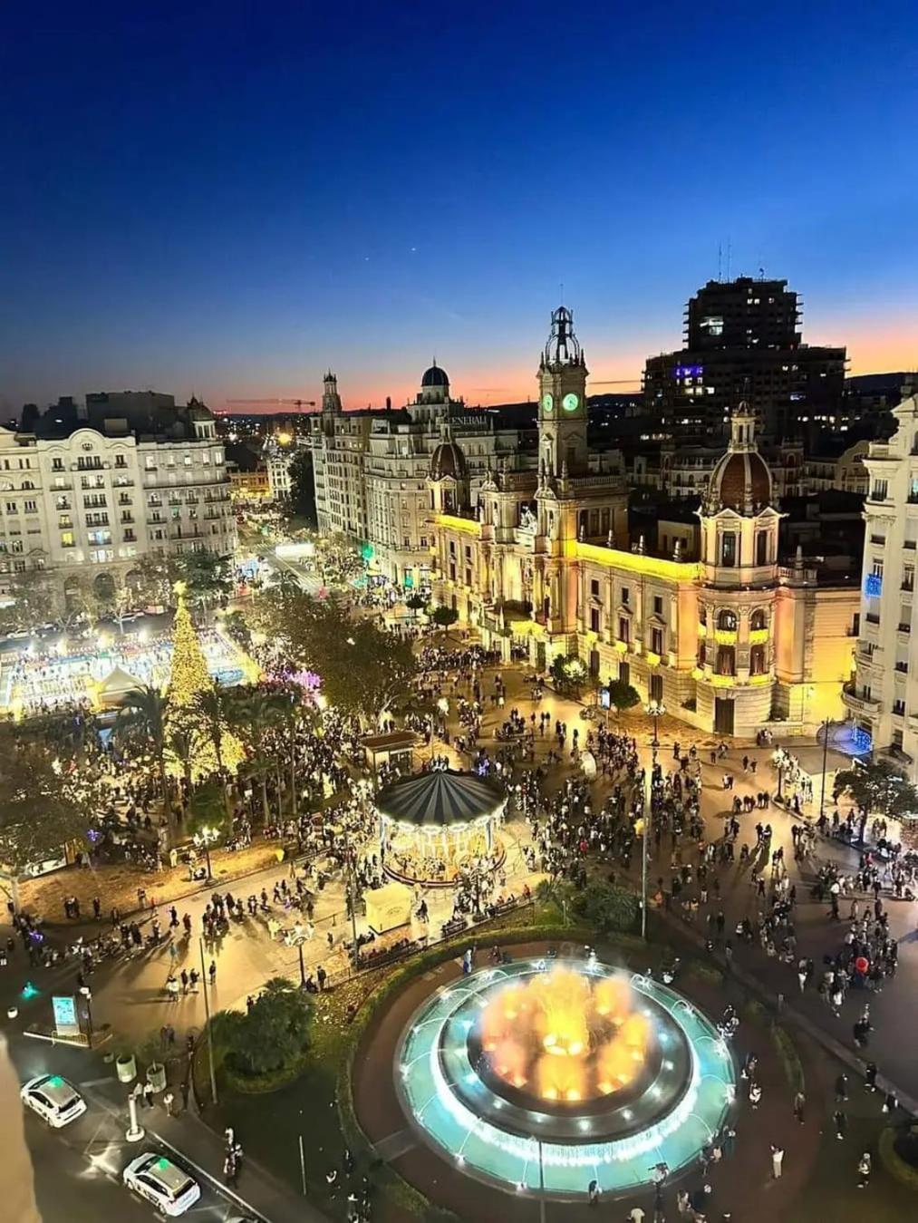 Apartamento Turistico Lux Center Valencia Exteriör bild