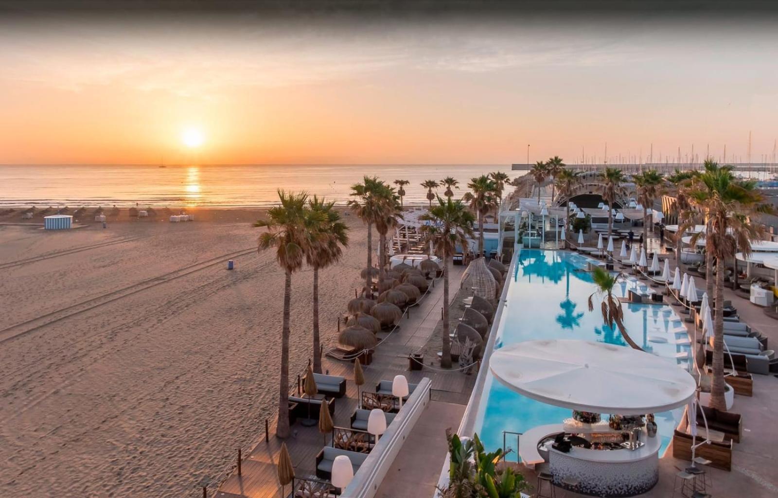 Apartamento Turistico Lux Center Valencia Exteriör bild