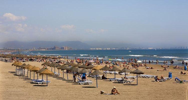Apartamento Turistico Lux Center Valencia Exteriör bild
