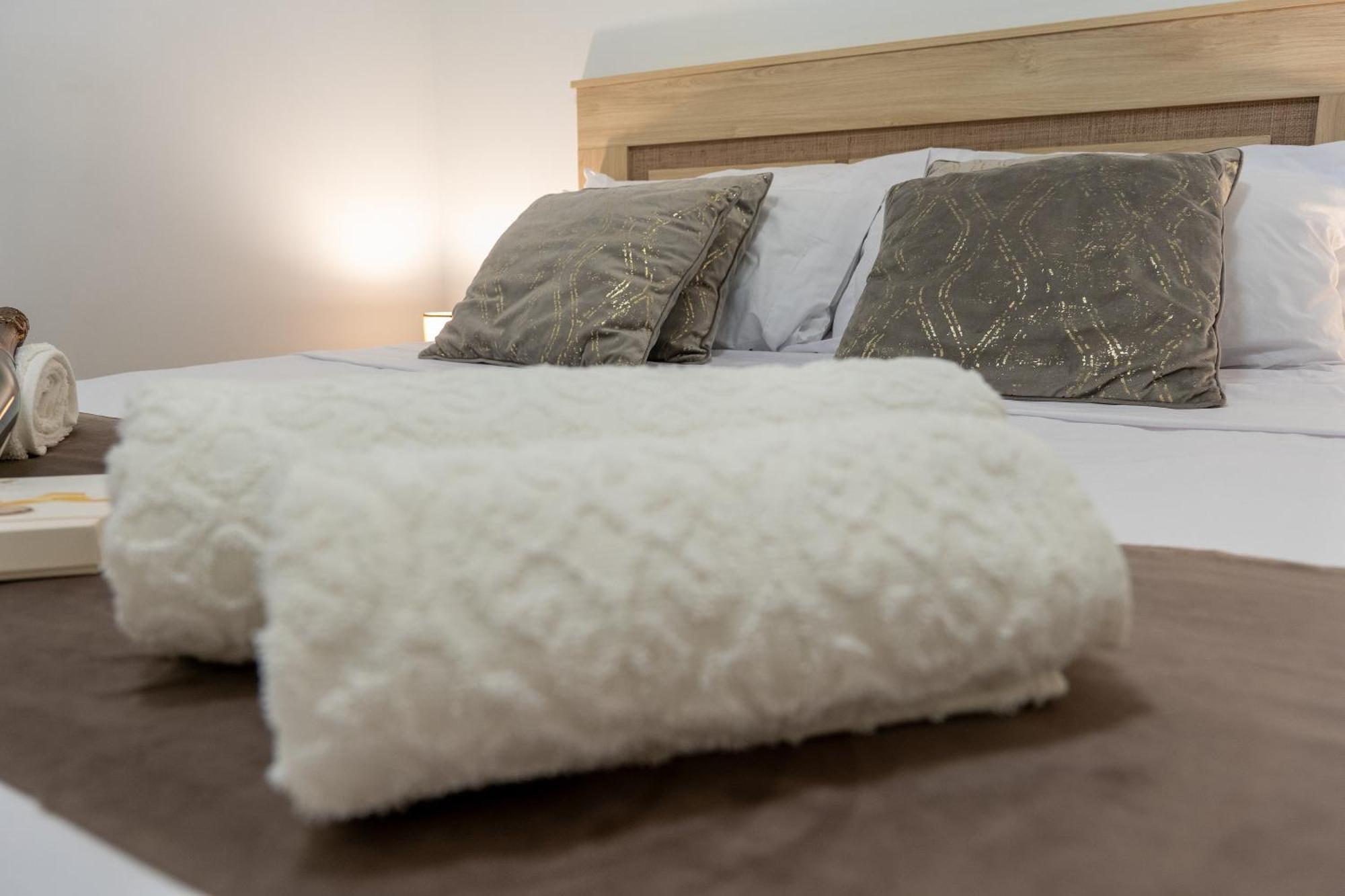 Apartamento Turistico Lux Center Valencia Exteriör bild
